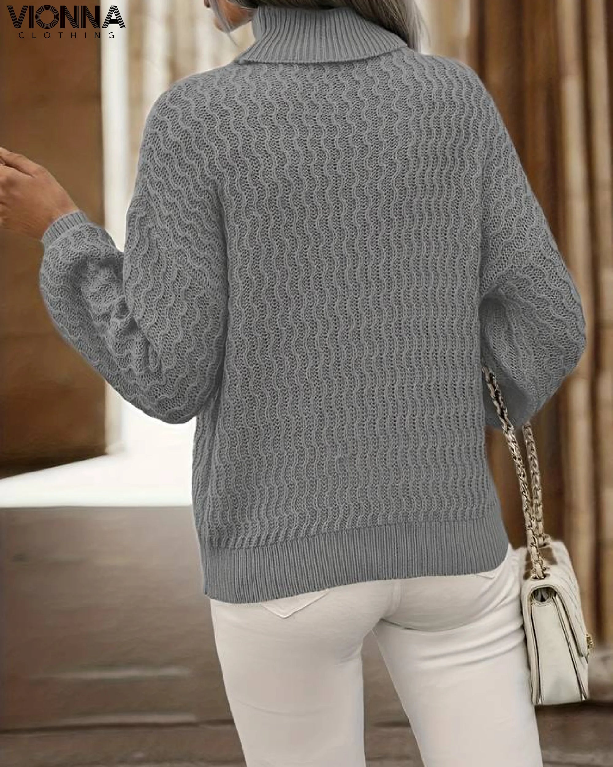 Cess - Élégant pull à col roulé en maille