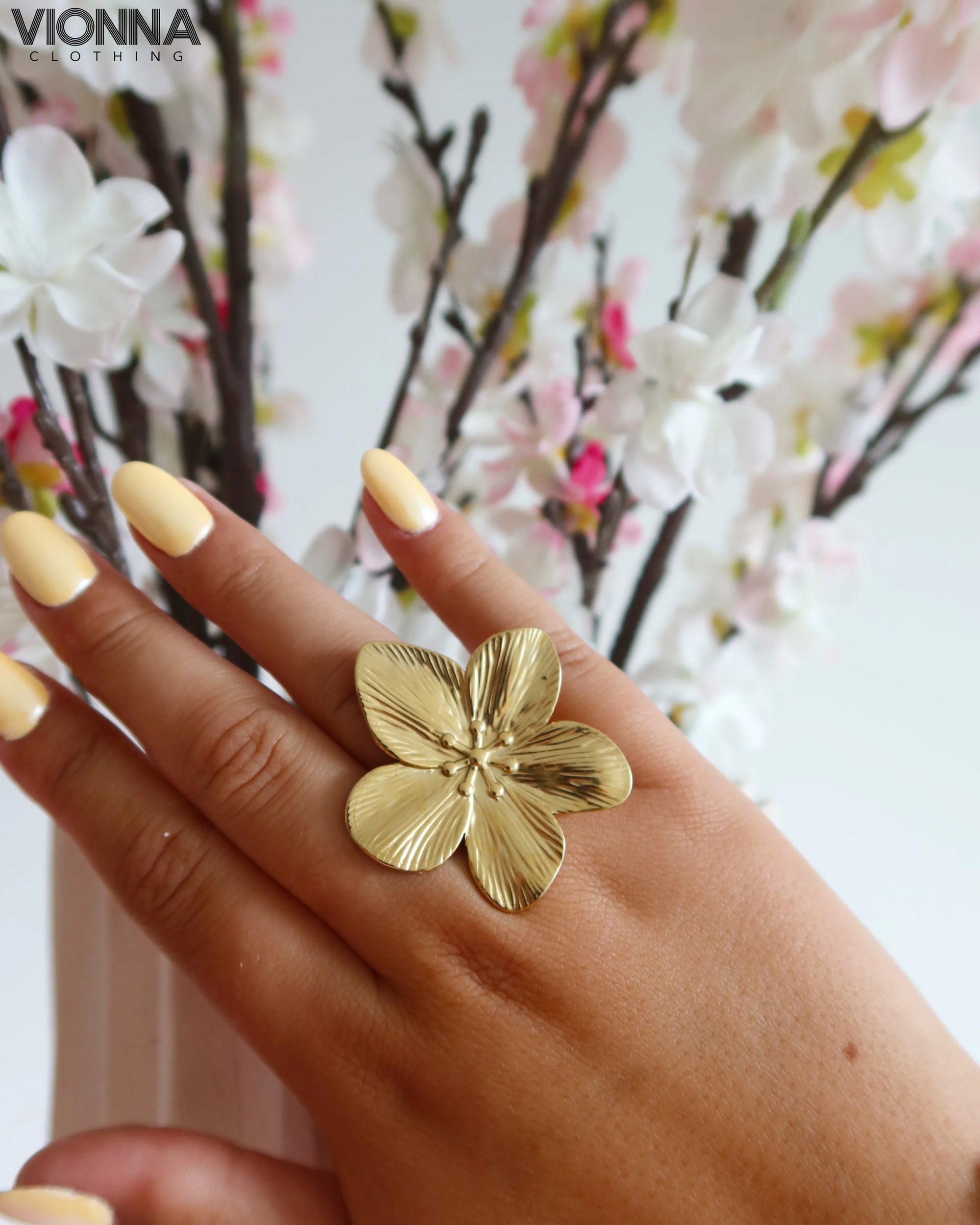 Bague à fleur large | Or