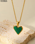 Collier en forme de cœur en nacre