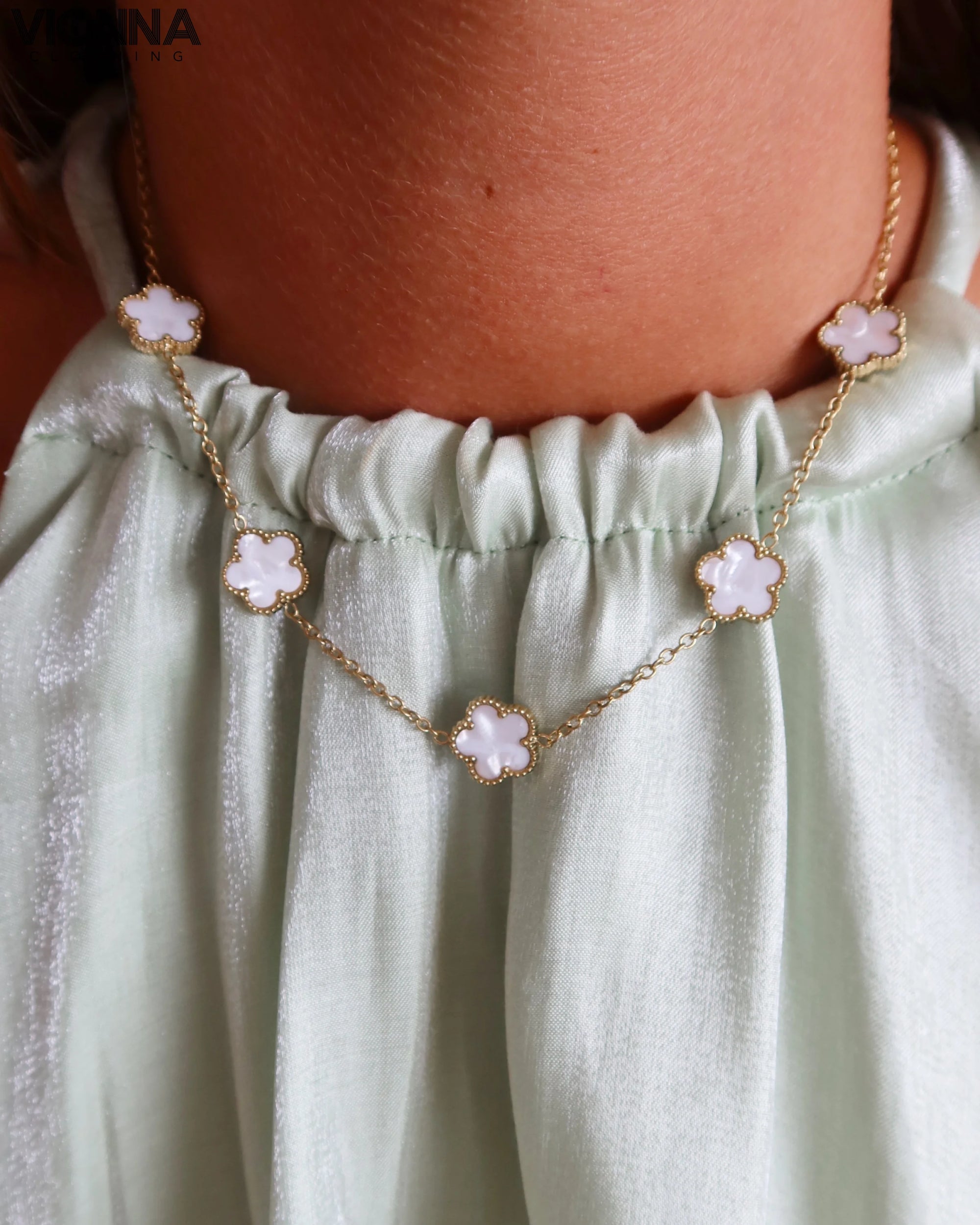 Collier Nina