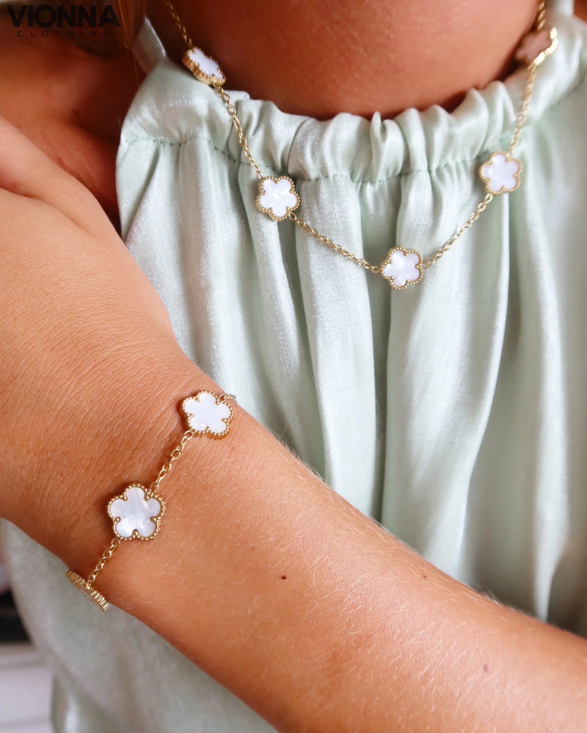 Collier Nina